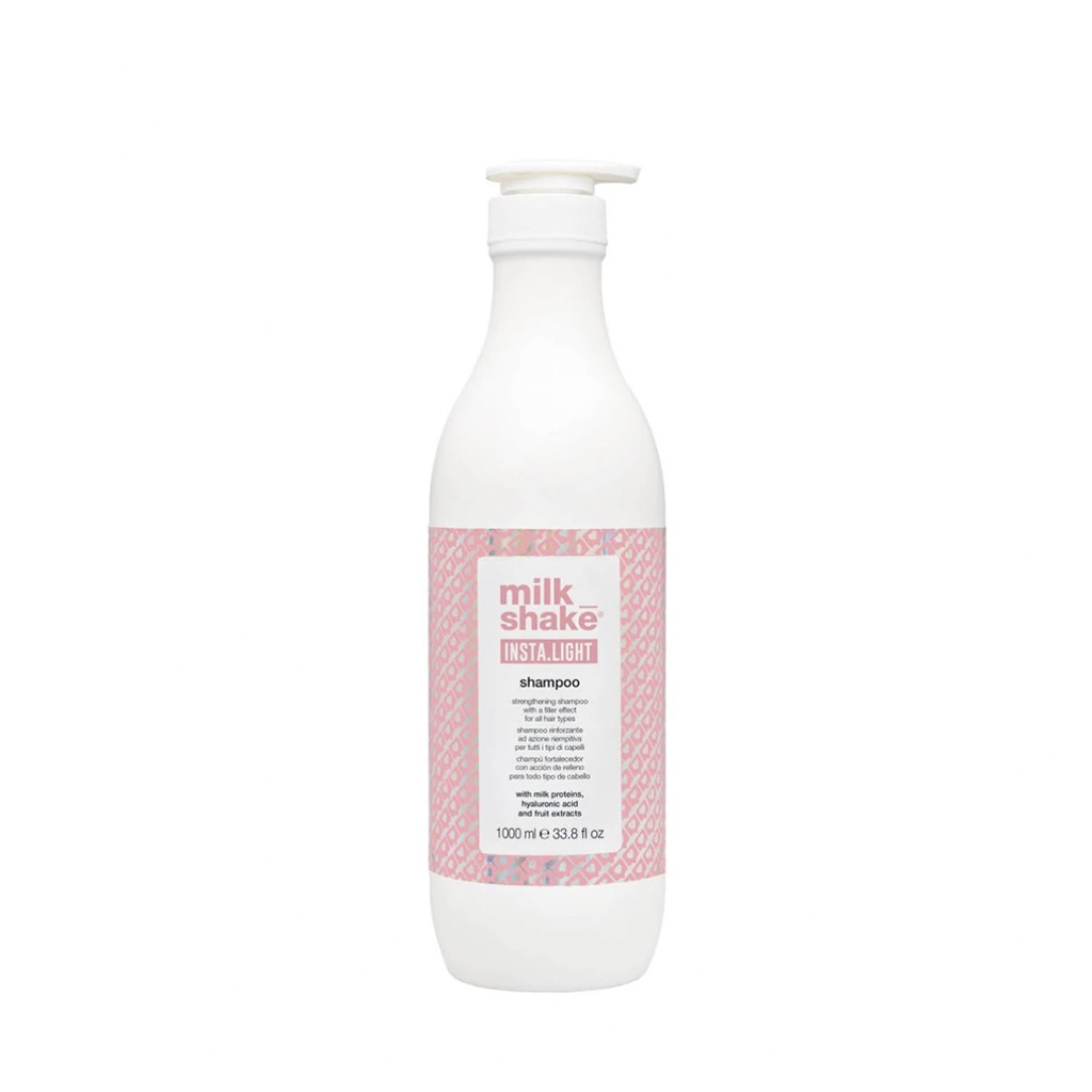 Milk Shake stiprinamasis šampūnas su užpildo efektu visų tipų plaukams INSTA.LIGHT SHAMPOO, 1000ml Milk Shake stiprinamasis šampūnas su užpildo efektu visų tipų plaukams INSTA.LIGHT SHAMPOO, 1000ml